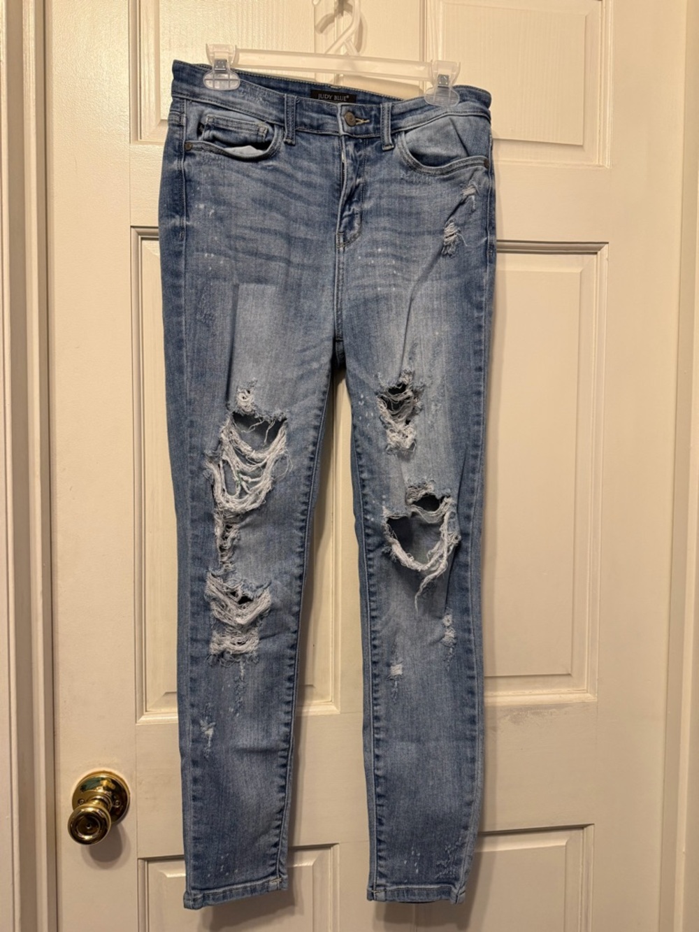 Judy Blue Light Blue Distressed Skinny Jeans